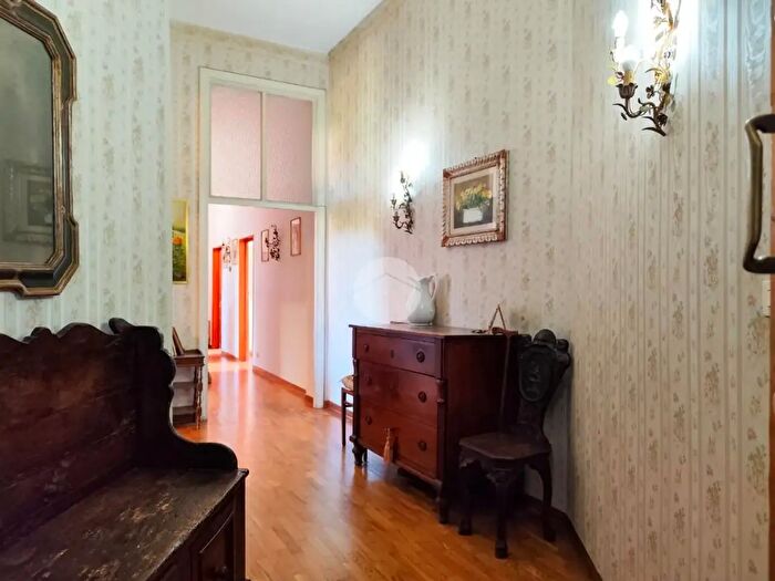 Appartamento con 5 locali in vendita in Via del Campo d'Arrigo, Firenze