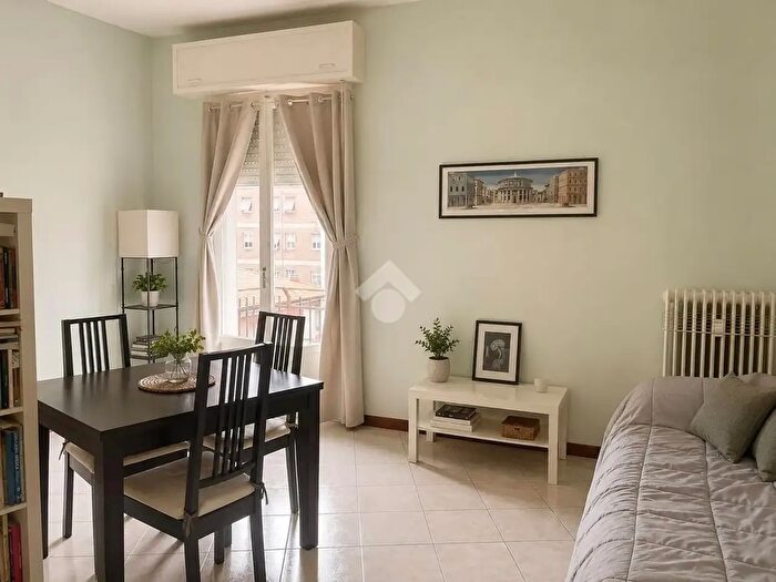 Appartamento monolocale in vendita in Via Jacchia, Parma