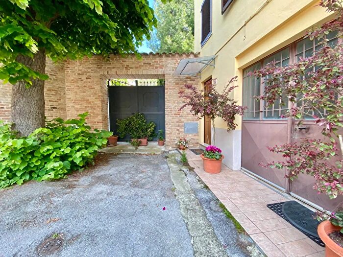 Casa trilocale in vendita in Indirizzo Via Angelo da Bevagna, Recanati