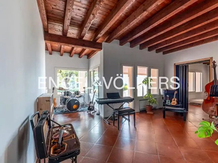 Casa con 6 locali in vendita in Stradella Giazzole, Verona