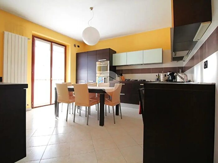 Appartamento quadrilocale in vendita in Via Giorgio E Giovanni Amendola, Brandizzo