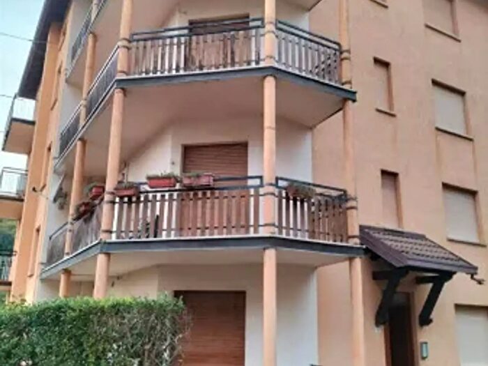 Appartamento bilocale in vendita in Via Roma, Serina