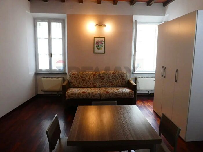 Appartamento monolocale in affitto in Via Bixio, Parma