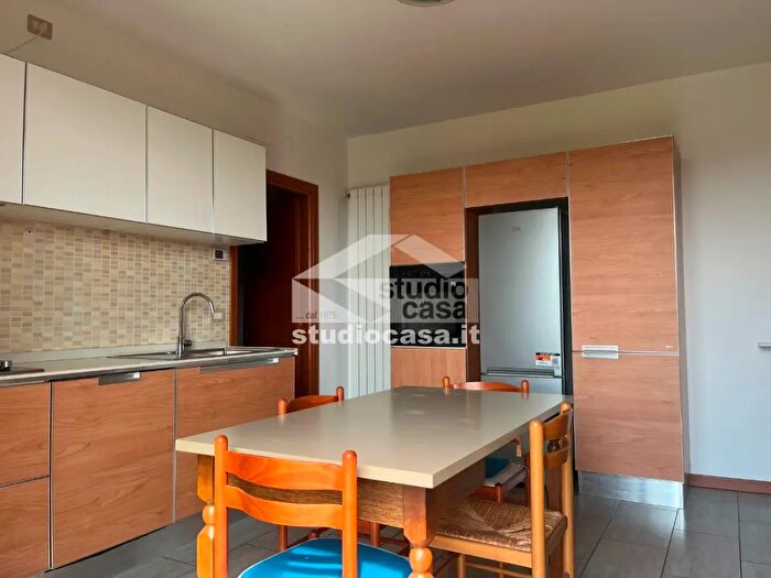 Appartamento trilocale in vendita in Via Borsellino, Comun Nuovo