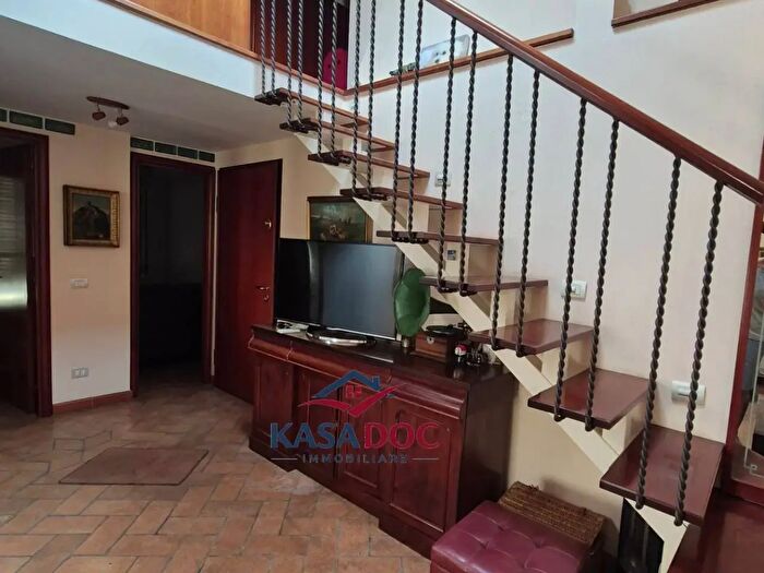Appartamento quadrilocale in vendita in Via Francesco Acri, Catanzaro
