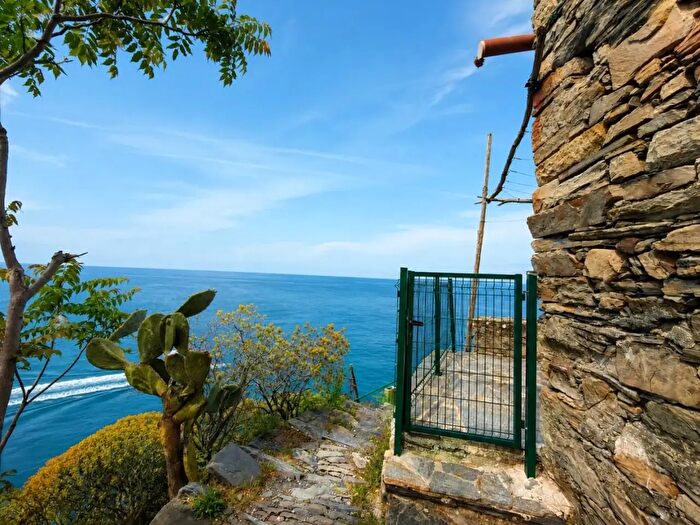 Casa bilocale in vendita in La Spezia
