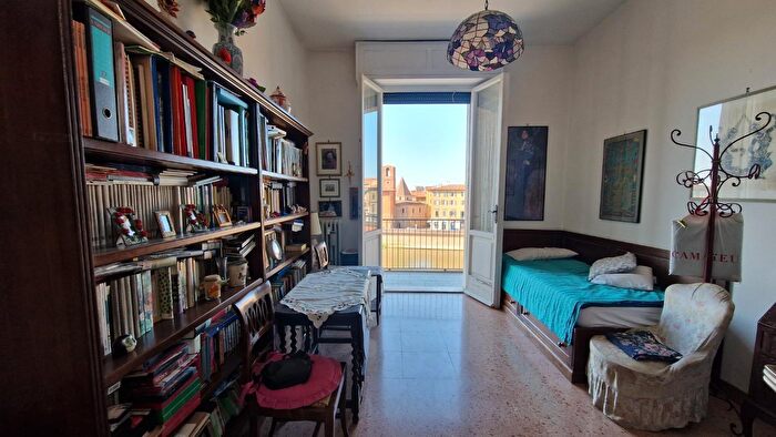 Appartamento quadrilocale in vendita in Pisa