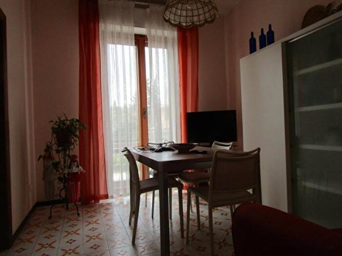 Appartamento con 5 locali in vendita in Jesi