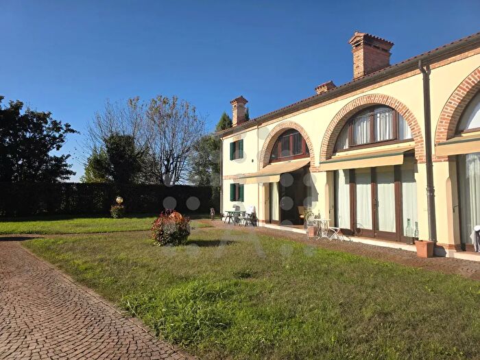 Appartamento quadrilocale in vendita in Via Selve, Selvazzano Dentro