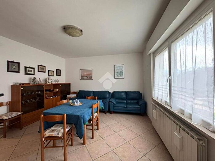 Appartamento bilocale in affitto in Via Mazzini, Centro, Sovere