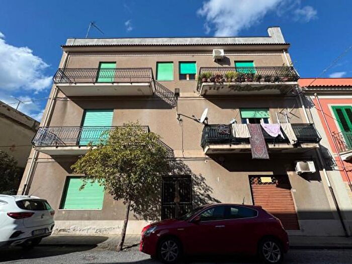Appartamento quadrilocale in vendita in Via Roma, San Filippo Del Mela