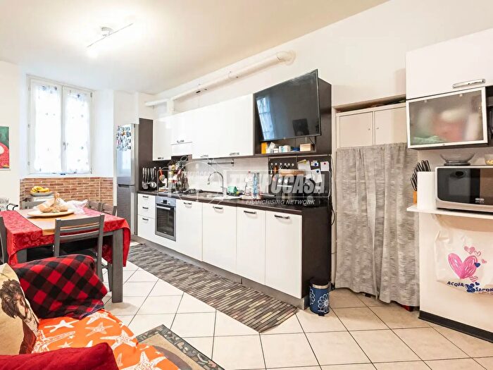 Appartamento trilocale in vendita in Mariano Comense