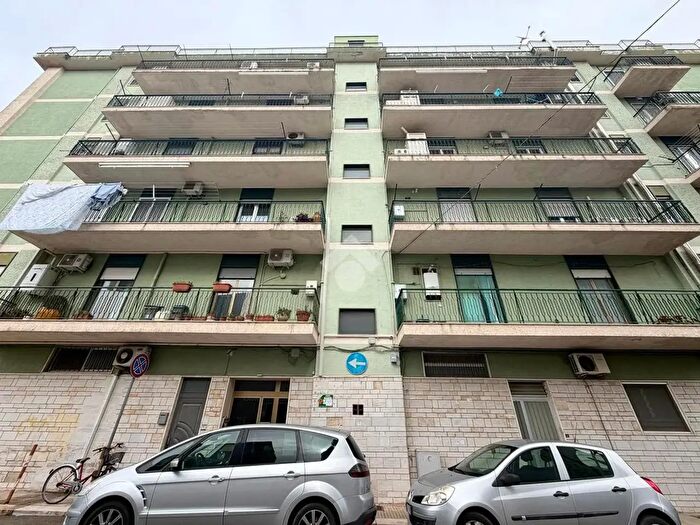 Appartamento trilocale in vendita in Via Giacomo Matteotti, Gioia Del Colle