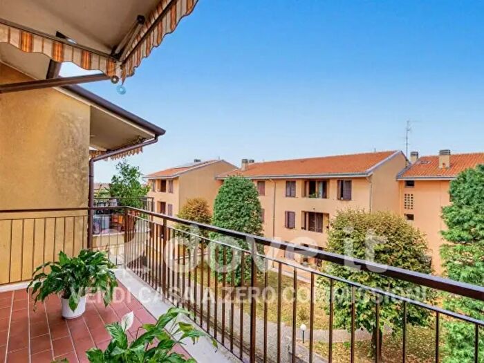 Appartamento quadrilocale in vendita in Via Giuseppe Verdi, Rovello Porro