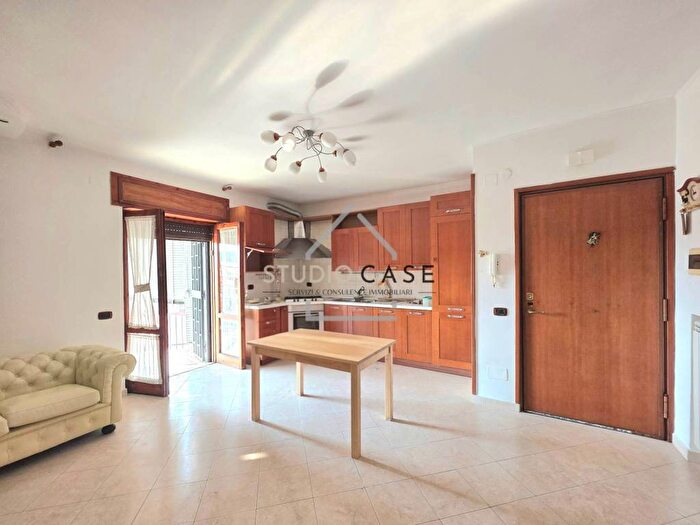 Appartamento trilocale in affitto in Corso Italia, Quarto