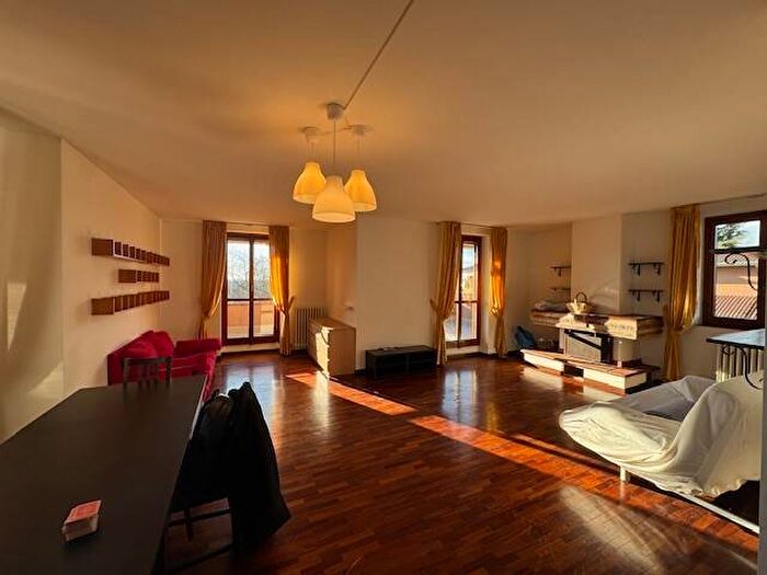 Casa trilocale in affitto in Via Giuseppe Moruzzi, Policlinico, Pavia