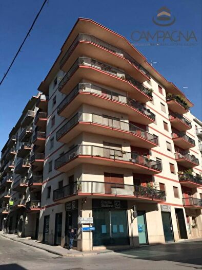 Appartamento con 8 locali in vendita in Giuseppe Garibaldi Canicatti, Canicatti