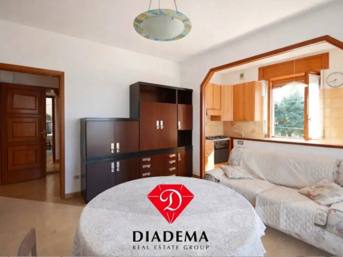 Appartamento bilocale in vendita in Via Marconi, Sumirago