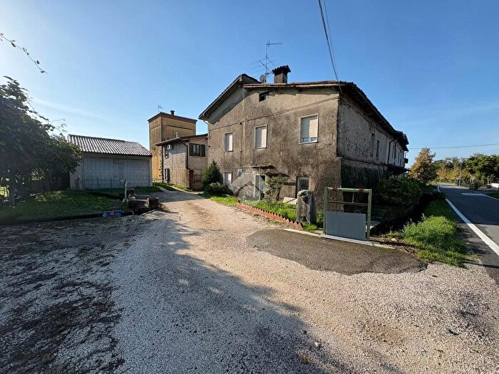 Appartamento quadrilocale in vendita in Via Crocette, Bedizzole