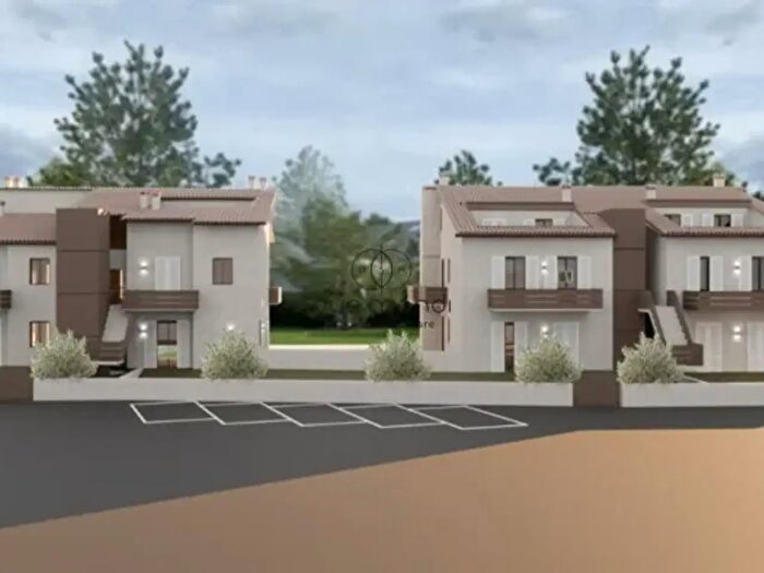 Appartamento quadrilocale in vendita in Via Ungheria, Spoleto