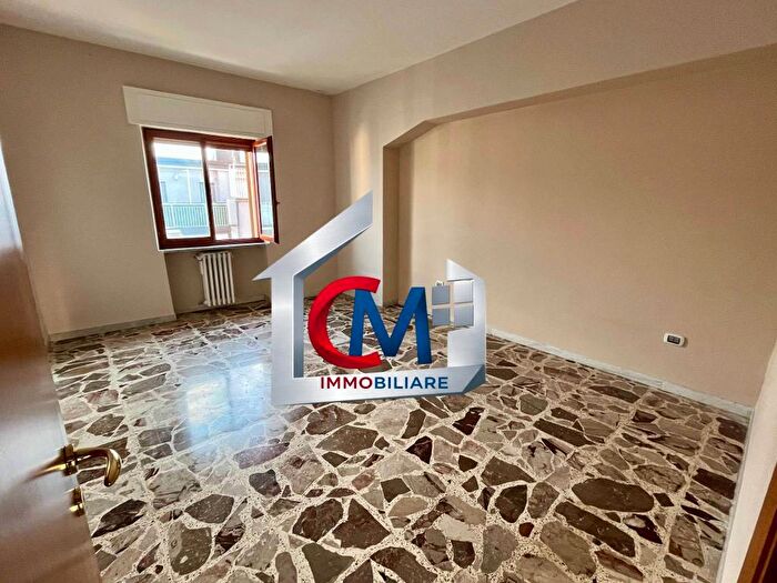 Appartamento con 5 locali in affitto in Via Venezia, Centro, Melfi