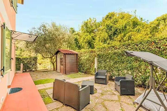 Casa con 6 locali in affitto in La Pieve San Venerio, La Spezia