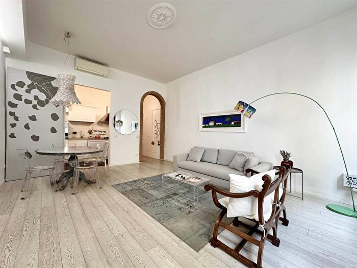 Appartamento bilocale in affitto in Borgo Allegri, Santa Croce, Firenze