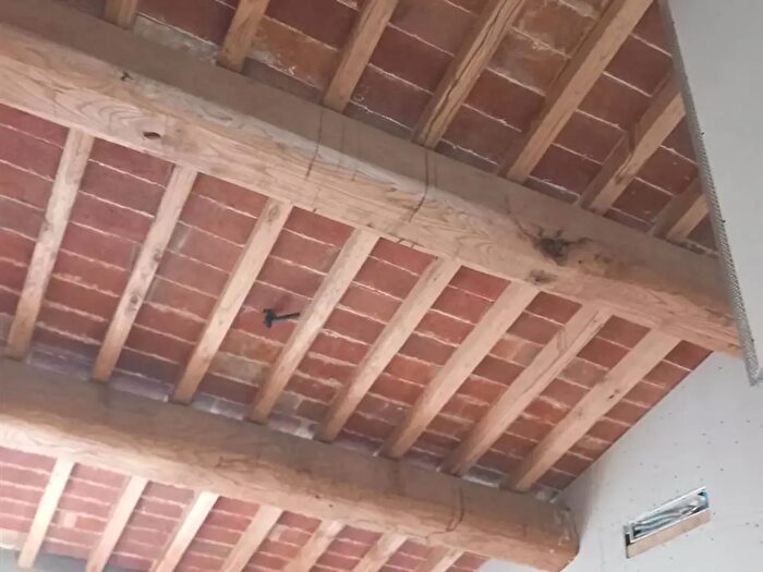 Casa quadrilocale in vendita in Via Pontenuovo, Pistoia