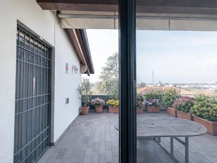 Appartamento con 5 locali in vendita in Via Paolo Poggi, San Lazzaro Di Savena