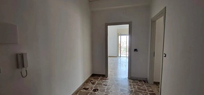 Appartamento con 6 locali in vendita in Via Paternò Siracusa, Siracusa