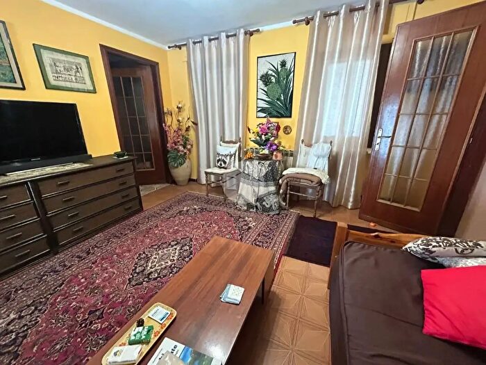 Appartamento quadrilocale in affitto in Via Roma, Pont Canavese