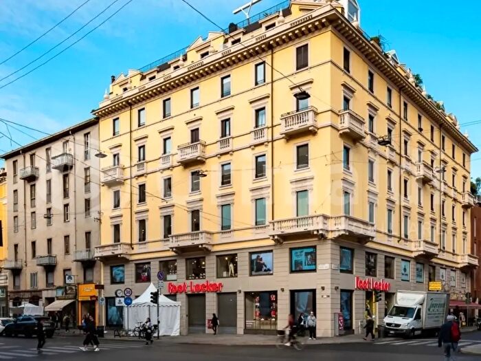Appartamento bilocale in affitto in Via San Gregorio, Milano