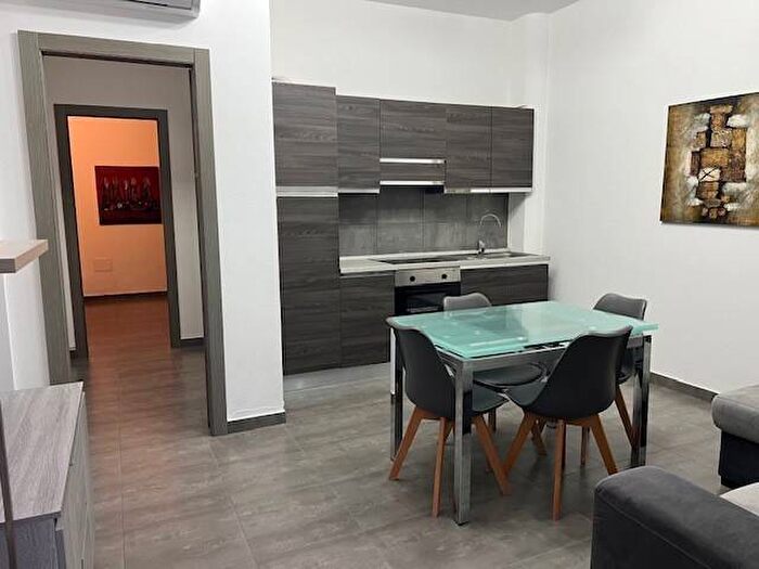 Appartamento trilocale in affitto in via santantonio, Riola Sardo