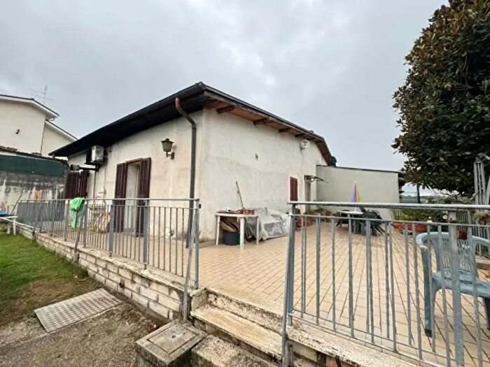 Casa quadrilocale in vendita in Strada Ventesima, Labico