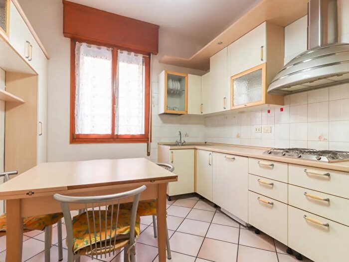 Appartamento trilocale in vendita in Vittorio Alfieri, Bologna