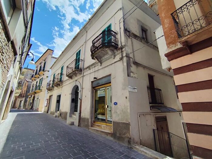 Appartamento con 5 locali in vendita in Corso Vittorio Emanuele, Atessa