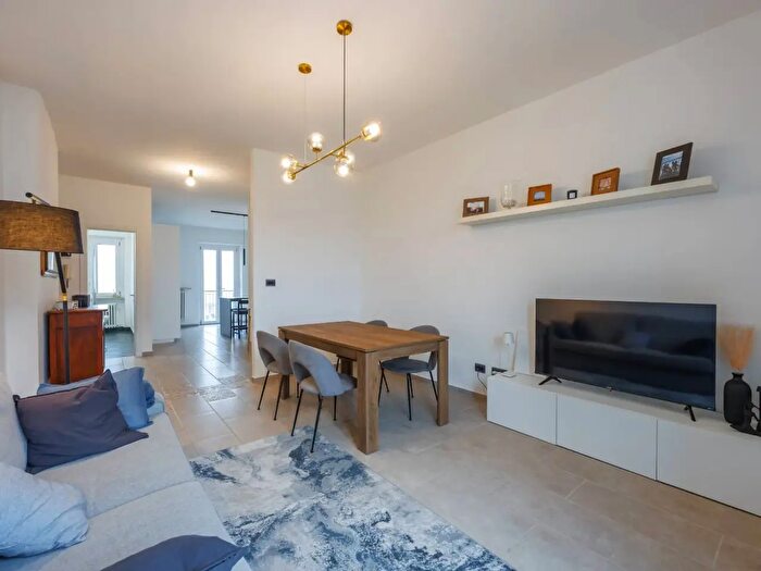 Appartamento trilocale in vendita in Via Berruti, Chivasso