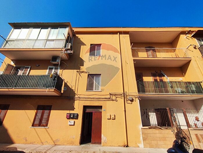 Appartamento trilocale in vendita in Via Venezia, Ficarazzi