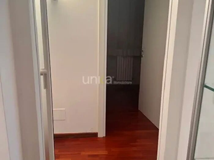 Appartamento con 5 locali in vendita in Via Ugo La Malfa Snc, Jesi