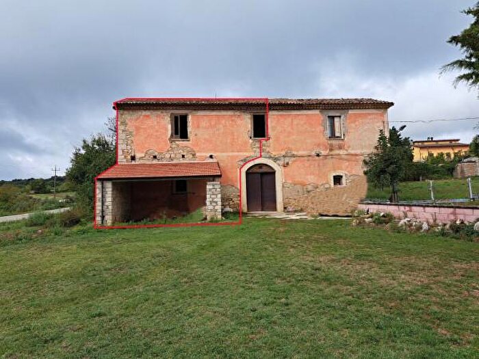 Casa con 6 locali in vendita in Contrada San Vito, Macchiagodena
