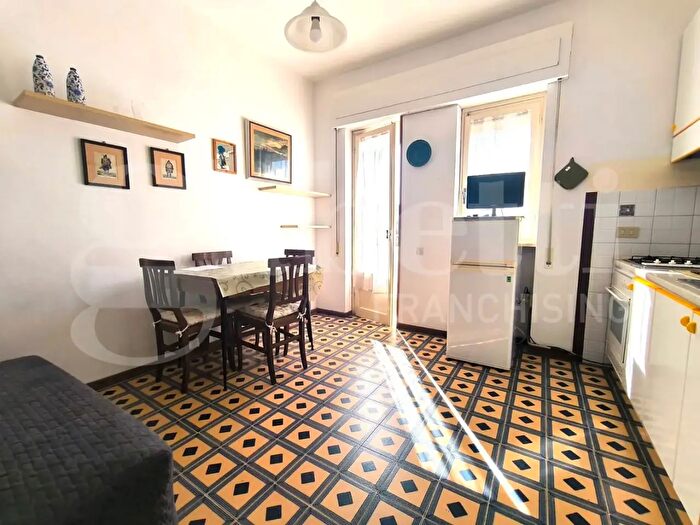 Appartamento bilocale in vendita in Via Lago di Lugano, Follonica