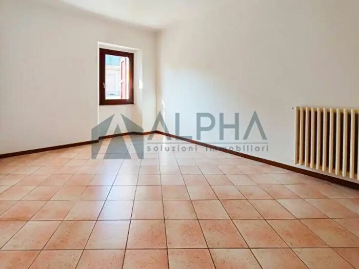 Casa quadrilocale in vendita in Strada Quattroventi, San Leo