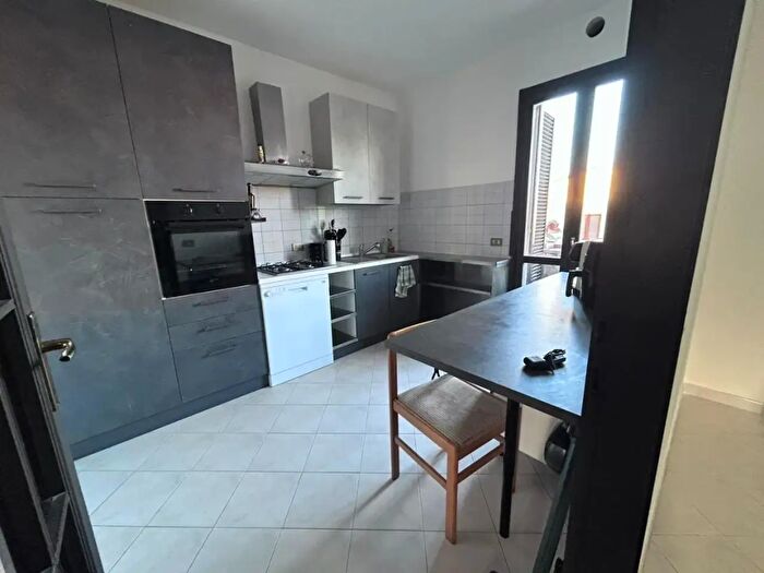 Appartamento con 5 locali in vendita in Bientina