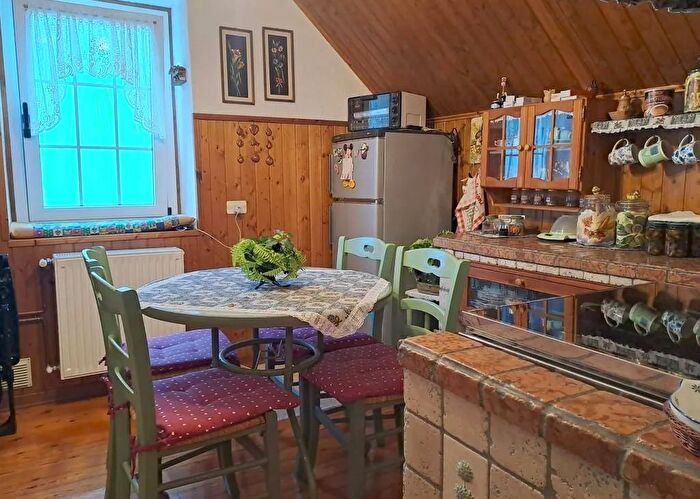 Appartamento trilocale in vendita in Via delle Terme, Malborghetto Valbruna