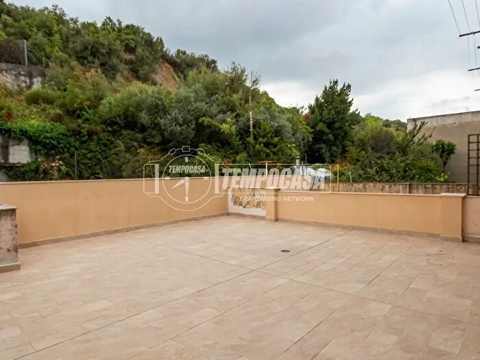 Appartamento trilocale in vendita in Ancona