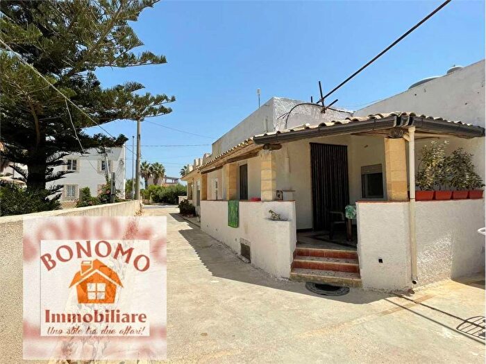 Casa quadrilocale in affitto in Casabianca Berbaro Fossarunza, Marsala