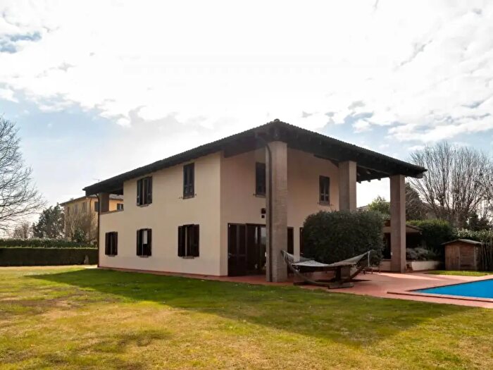 Casa con 6 locali in vendita in San Lazzaro Di Savena