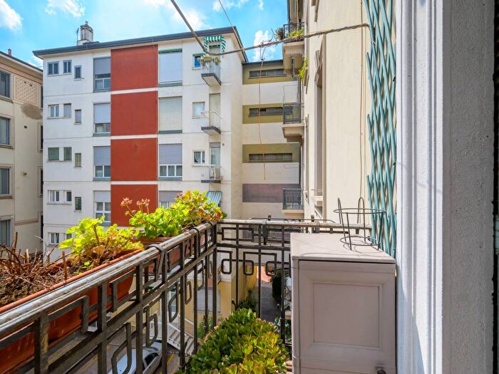 Appartamento trilocale in affitto in Via Carlo Farini, Farini, Milano