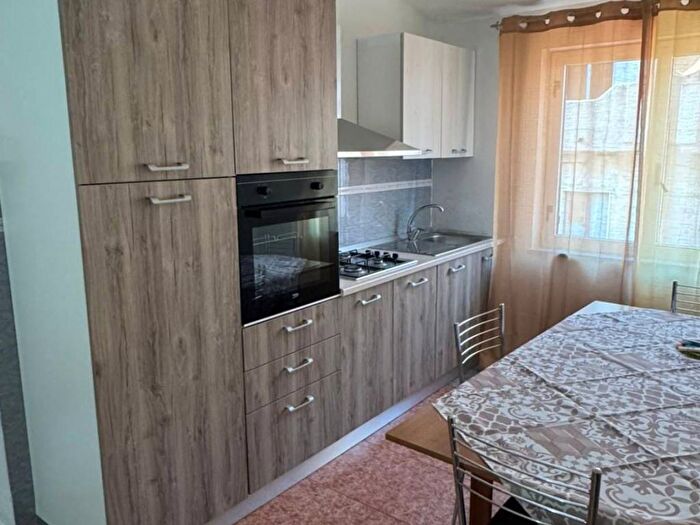 Appartamento trilocale in affitto in Via Uccialì, Le Castella, Isola di Capo Rizzuto