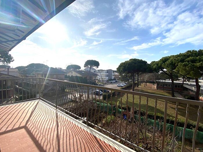 Appartamento trilocale in affitto in Centro, Cervia